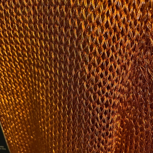 Metallic Orange Chain crop top - Picture 2 of 2